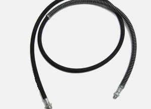 купить Шланг прицепа (2,4 м) (рукав ГОСТ в тканевой оплетке, в пружине) штуцер-штуцер / ПОЛЮС-АЛЬФА