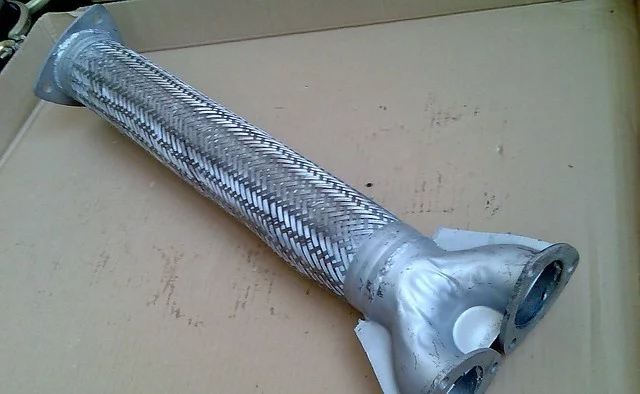 фото металлорукав маз-500 ( с тройником ) сетка 500А-1203126 